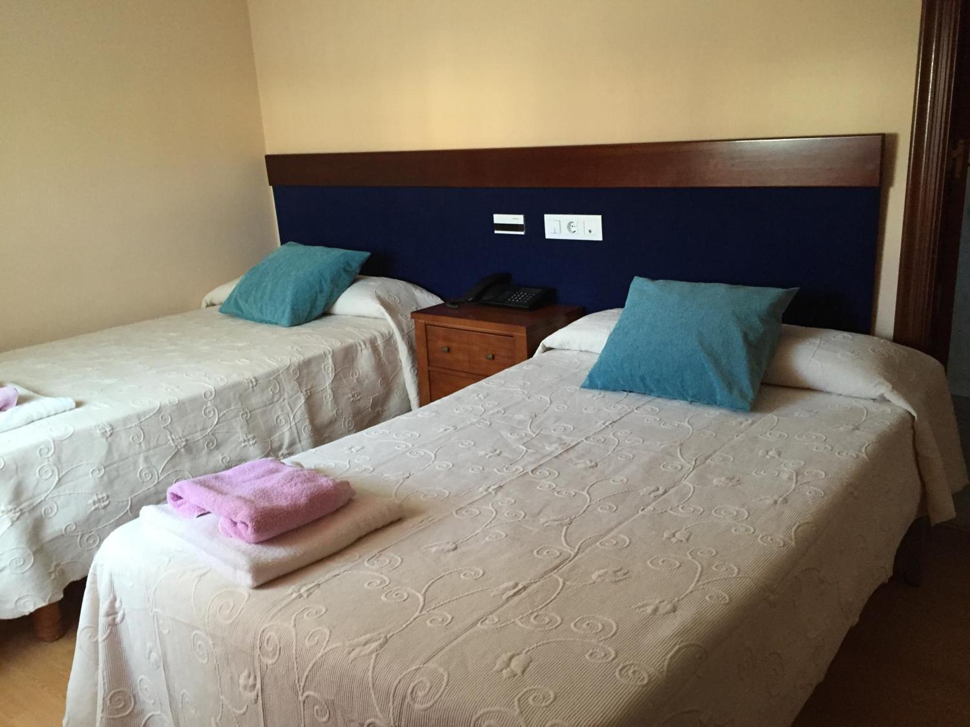 Hotel Santa Cruz Montaos Стая снимка