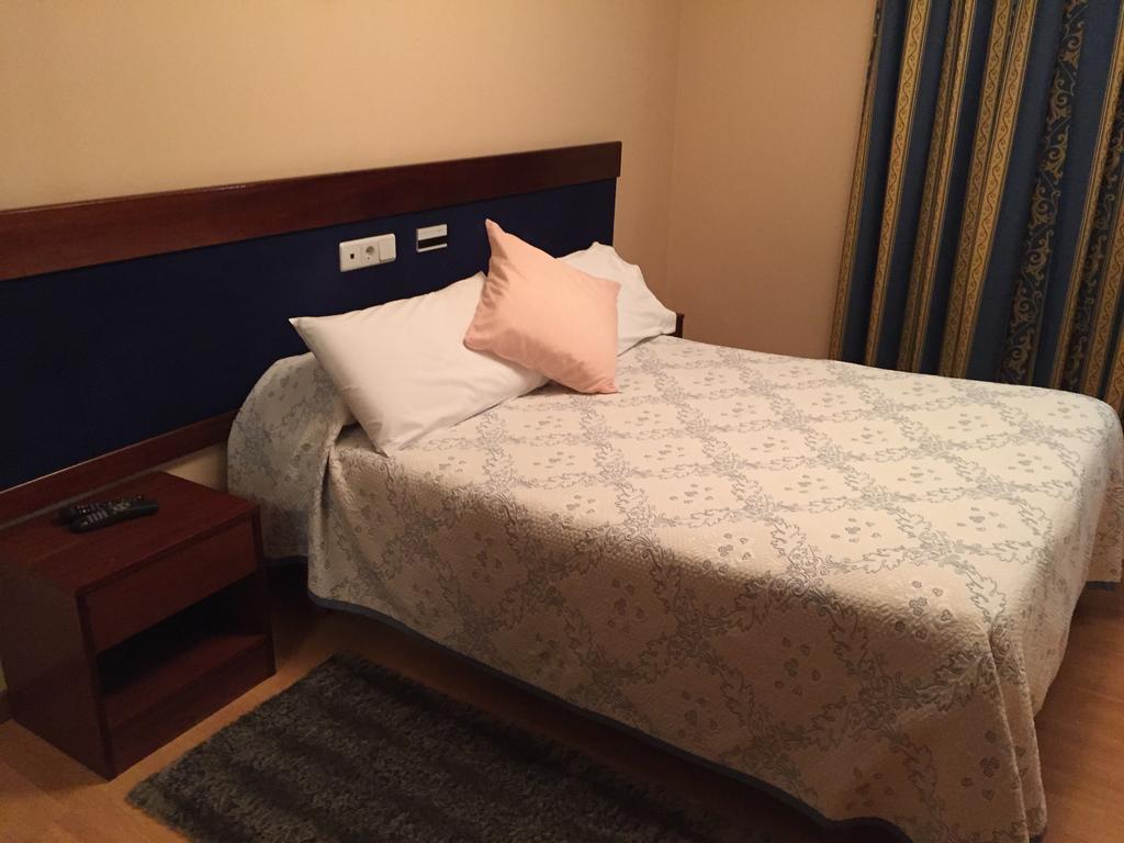 Hotel Santa Cruz Montaos Стая снимка