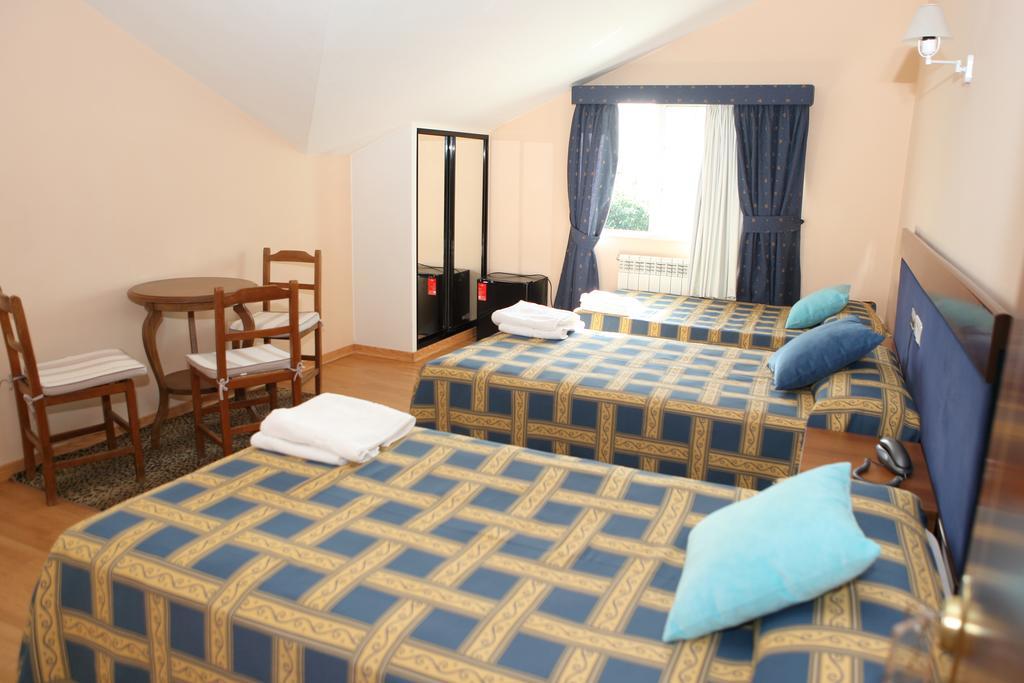 Hotel Santa Cruz Montaos Екстериор снимка
